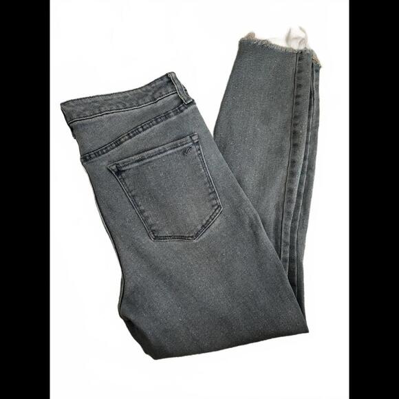 NWOT y2K WILLIAM RAST High Rise Distressed Jeans - Size 31 - Picture 1 of 4